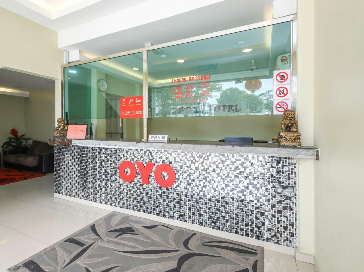 Oyo 1136 Pd Star Hotel Port Dickson Eksteriør billede
