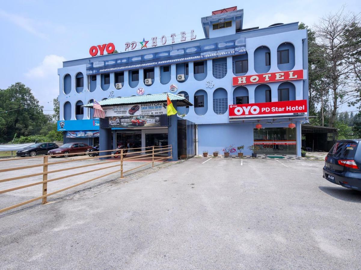 Oyo 1136 Pd Star Hotel Port Dickson Eksteriør billede