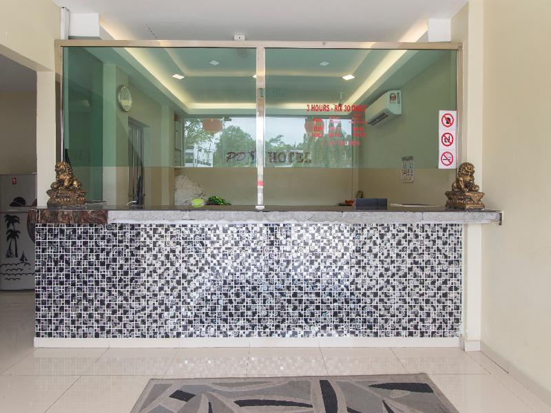 Oyo 1136 Pd Star Hotel Port Dickson Eksteriør billede