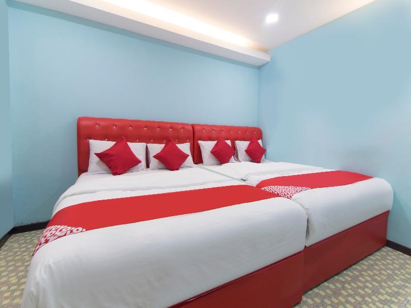 Oyo 1136 Pd Star Hotel Port Dickson Eksteriør billede