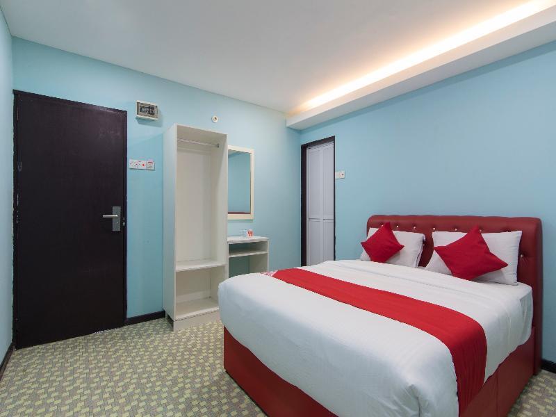 Oyo 1136 Pd Star Hotel Port Dickson Eksteriør billede